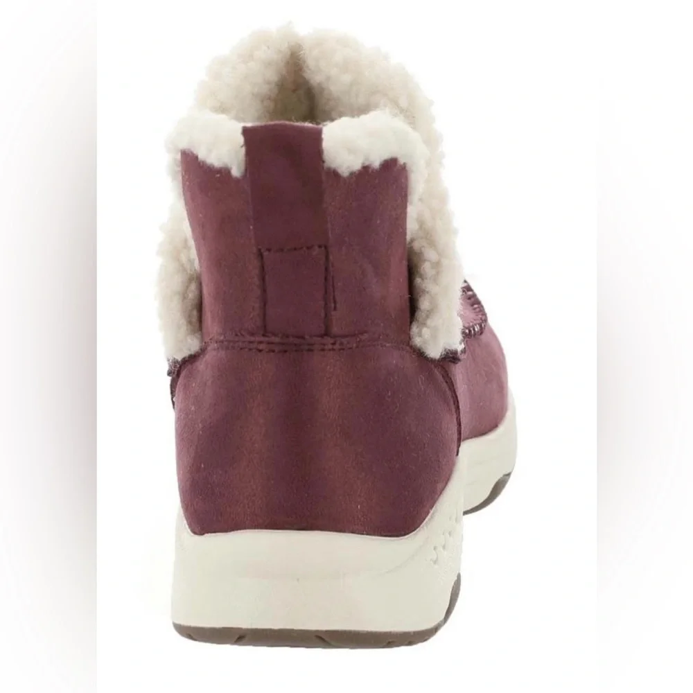 New in Box Easy Spirit 9.5W Tuva Casual Booties in Dark Red Shoes Fur Lined New - Picture 6 of 7